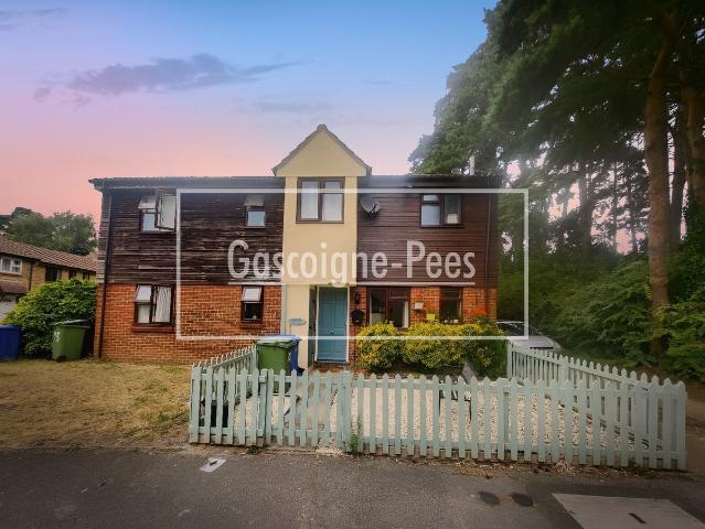 Apartment for rent in Martin's Heron, Winkfield