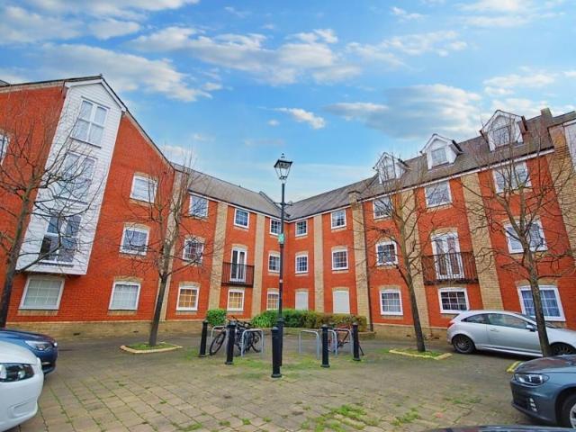 Apartment for rent in Hythe, Fordham Heath