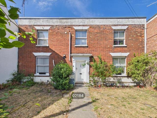 Apartment for rent in Hythe, Fordham Heath