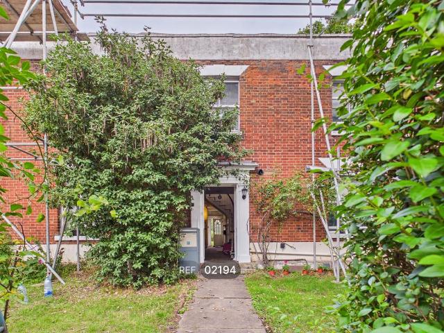 Studio for rent in Hythe, Fordham Heath
