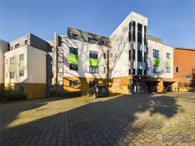 Apartment for rent in Surbiton, Greater London