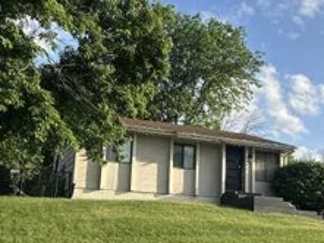 House for sale in Parkview Heights, Adel