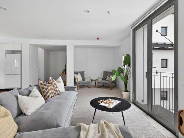 Apartment for sale in Heathcote, Canterbury