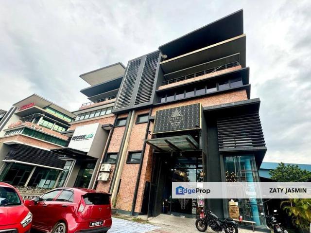 Warehouse for sale in Petaling, Subang Jaya