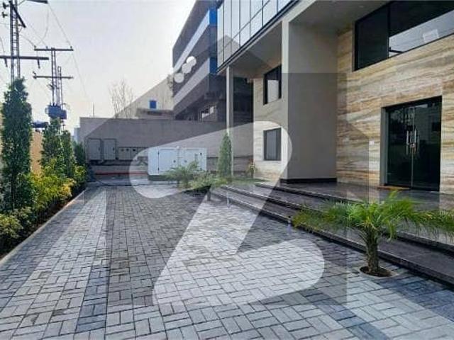 Building for rent in Islamabad