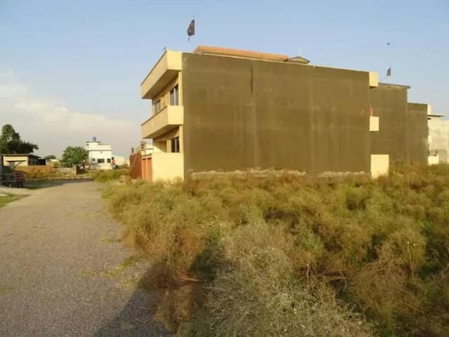 Land for sale in آئ-11, اسلام آباد