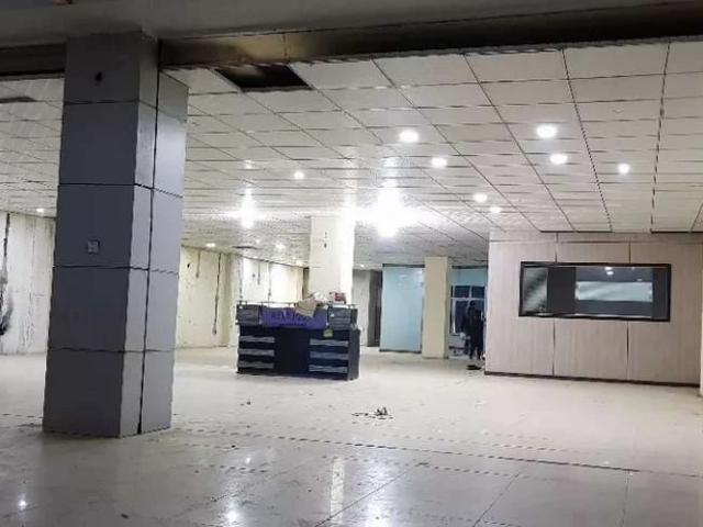 Commercial for rent in آئ-11, اسلام آباد