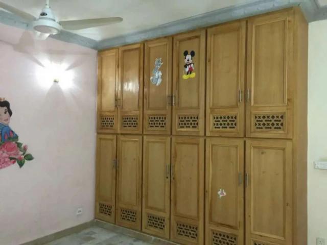 House for rent in آئ-8 مركز, اسلام آباد