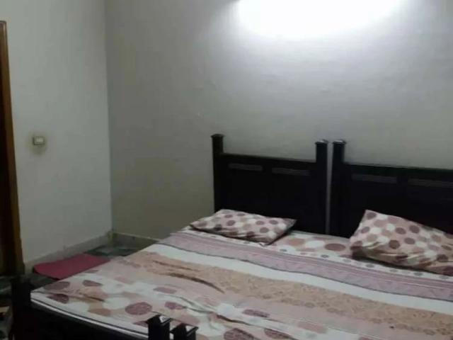 House for rent in آئ-8 مركز, اسلام آباد