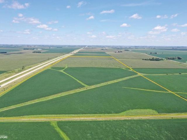 Farm for sale in Wellsburg, Iowa