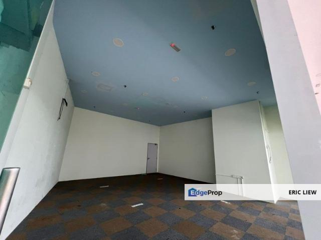 Shop for rent in Petaling, Alam Impian