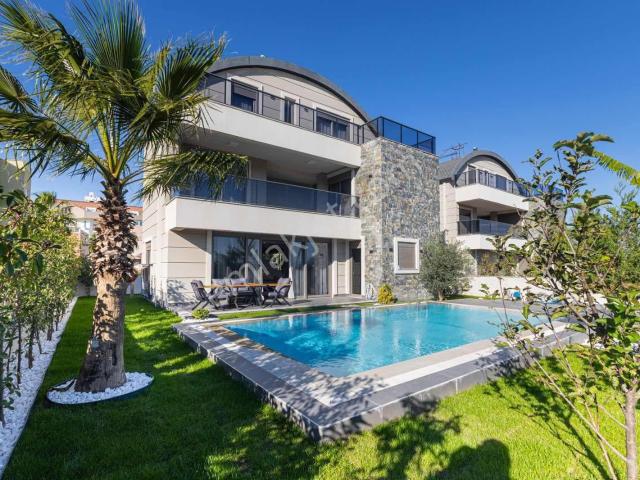 Kadriye Mahallesi, Serik içerisinde satılık Villa