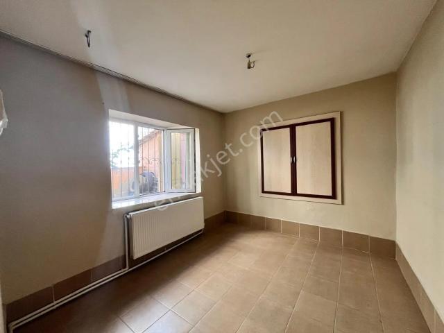 Hasan Karaağaç, Afyonkarahisar Merkez içerisinde kiralık mülk