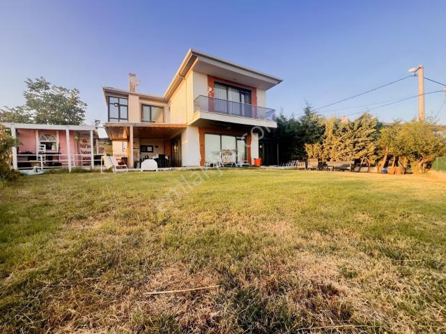 Şarköy içerisinde satılık Villa