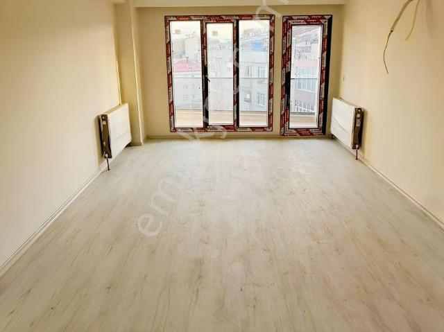 Nuripaşa Mahallesi, Zeytinburnu içerisinde kiralık mülk