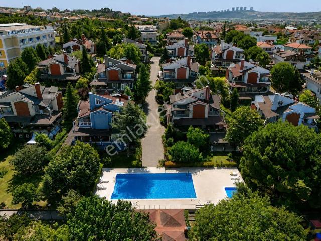 Mudanya, Bursa içerisinde satılık Villa