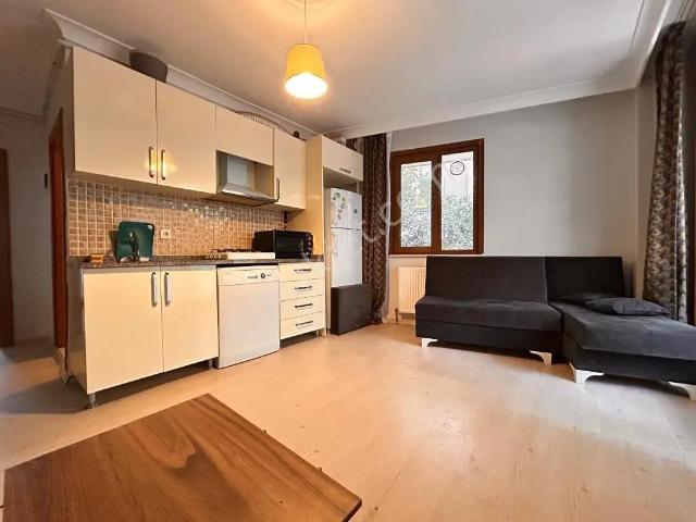 Ataşehir, İstanbul içerisinde kiralık mülk