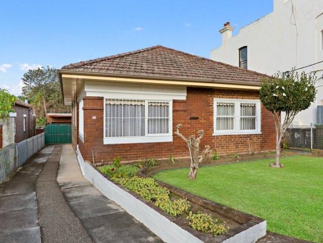 House for sale in Burwood