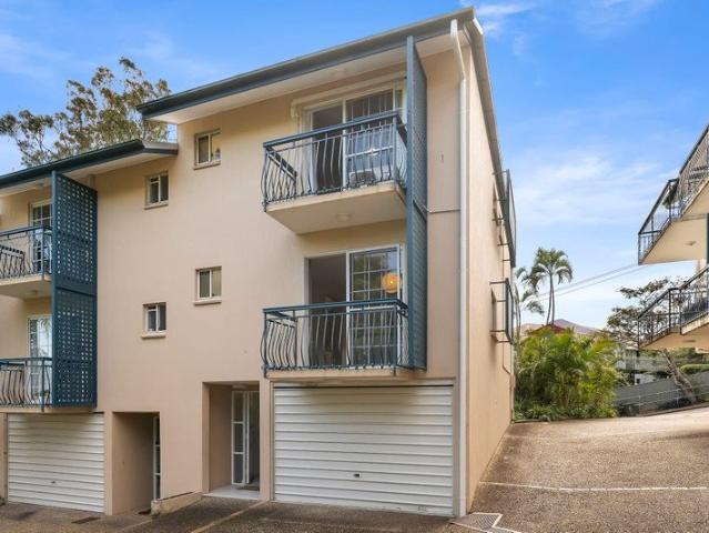 Townhouse for rent in Toombul, Queensland