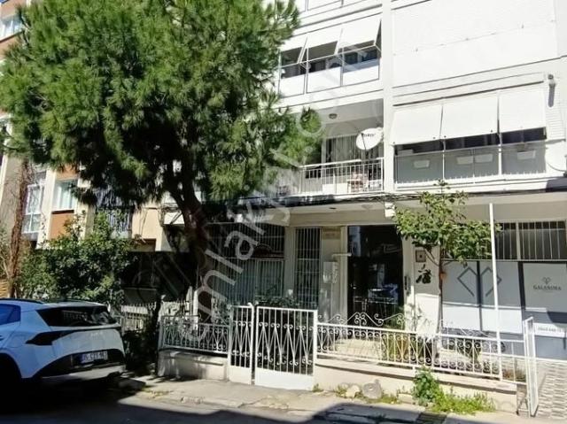 Karabağlar, İzmir içerisinde satılık mülk