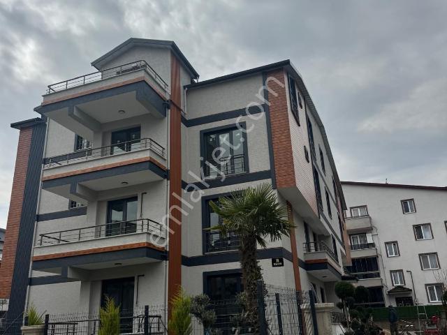 Gölcük, Kocaeli içerisinde satılık mülk