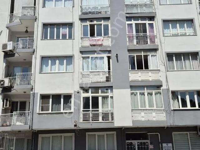 Meşrutiyet Mahallesi, Efeler içerisinde kiralık mülk