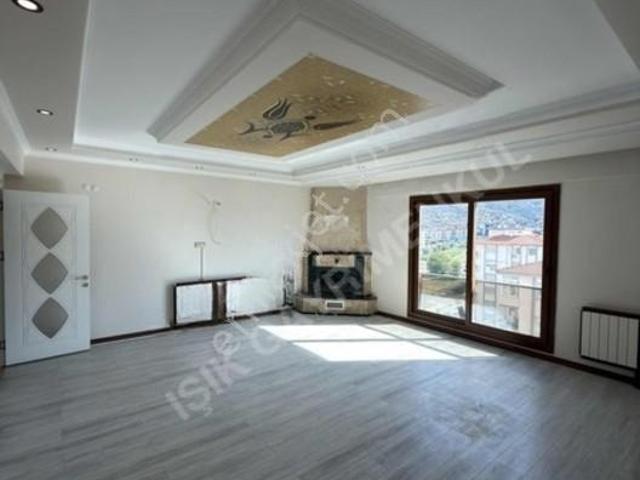 Atatürk Mahallesi, Tire içerisinde kiralık mülk