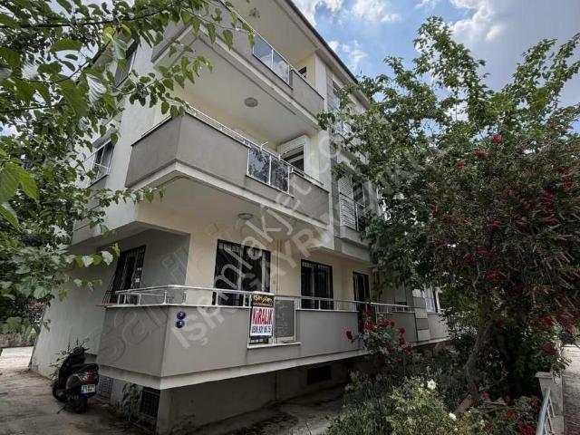 Tire, İzmir içerisinde kiralık mülk