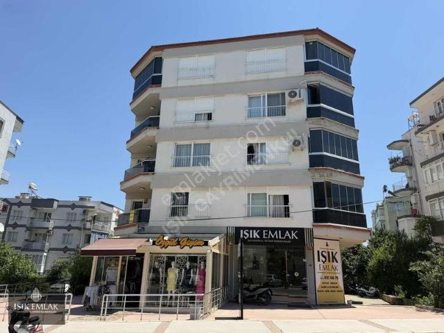Tire, İzmir içerisinde kiralık mülk