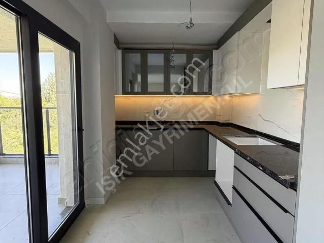 Tire, İzmir içerisinde satılık mülk