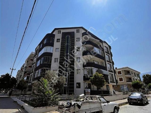 Tire, İzmir içerisinde satılık mülk
