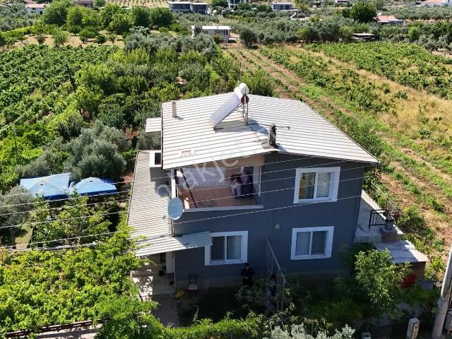 Kavakdere Mahallesi, Seferihisar içerisinde satılık Villa