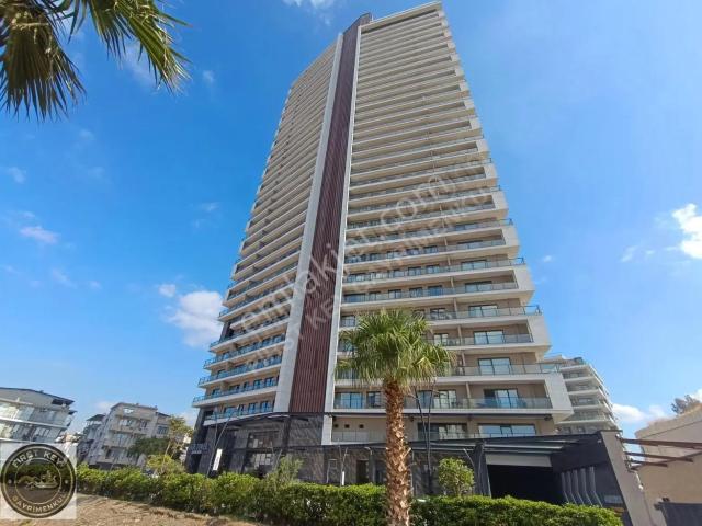Bornova, İzmir içerisinde satılık mülk