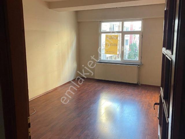 Esenler, İstanbul içerisinde kiralık mülk