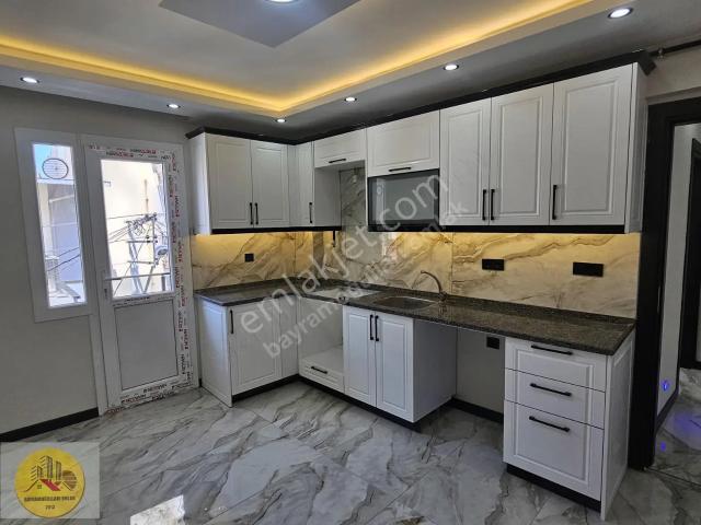 Buca, İzmir içerisinde satılık mülk
