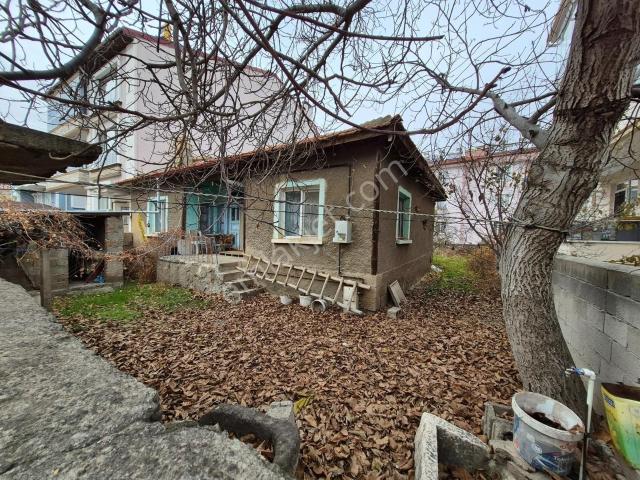 Şuhut, Afyonkarahisar içerisinde satılık Villa