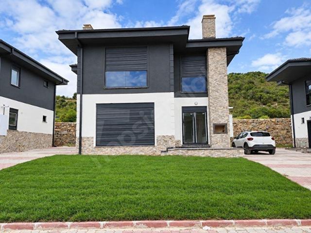İmrenli Mahallesi, Şile içerisinde satılık Villa