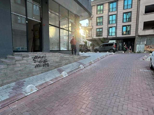 Zeytinburnu, İstanbul içerisinde satılık Dükkan