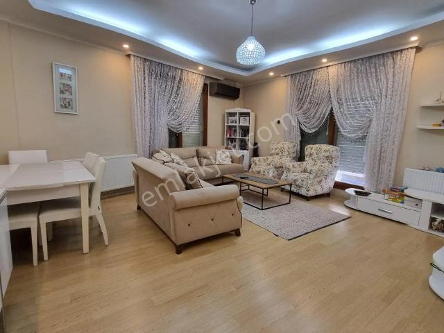 Çiğli, İzmir içerisinde satılık mülk