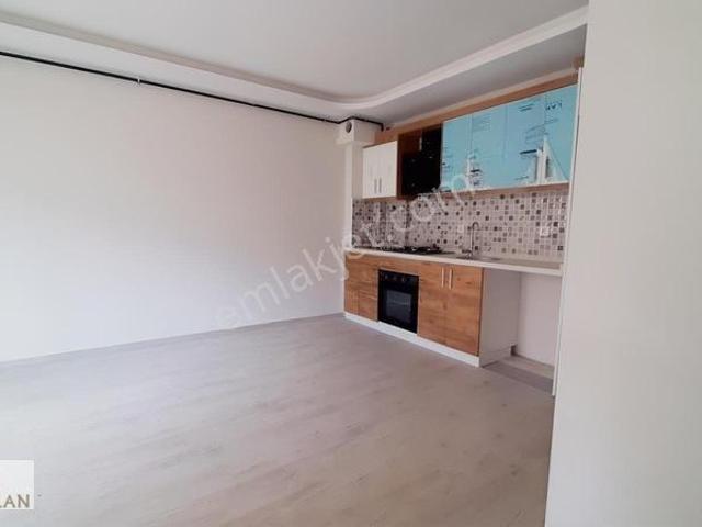 Ahmet Efendi Mahallesi, Çiğli içerisinde kiralık mülk