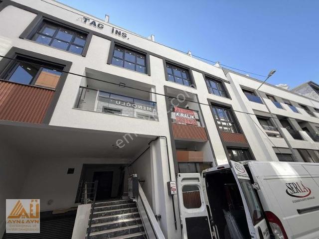 Çiğli, İzmir içerisinde kiralık mülk