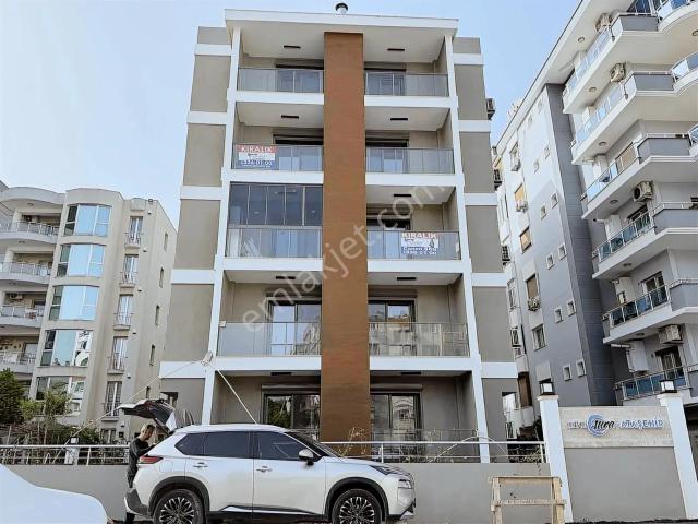 Çiğli, İzmir içerisinde kiralık mülk