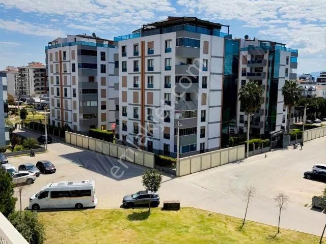 Çiğli, İzmir içerisinde kiralık mülk
