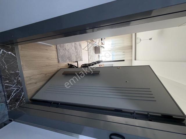 Çiğli, İzmir içerisinde kiralık mülk