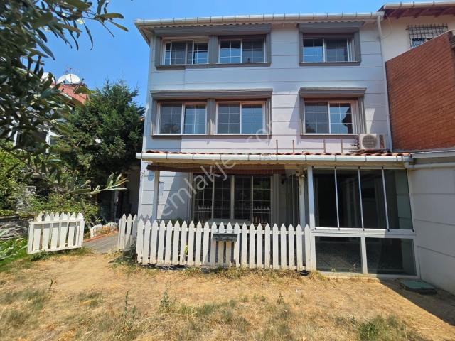 Aydınlıkevler Mahallesi, Çiğli içerisinde satılık Villa