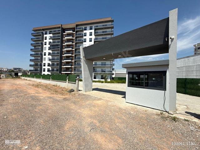 Çiğli, İzmir içerisinde satılık mülk