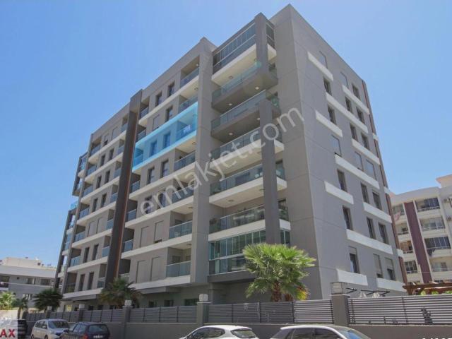 Çiğli, İzmir içerisinde kiralık mülk