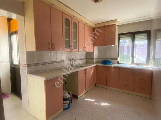 Çiğli, İzmir içerisinde kiralık mülk