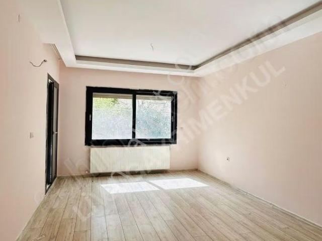 Çiğli, İzmir içerisinde kiralık mülk