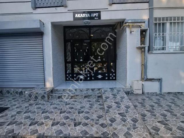 Çiğli, İzmir içerisinde kiralık mülk